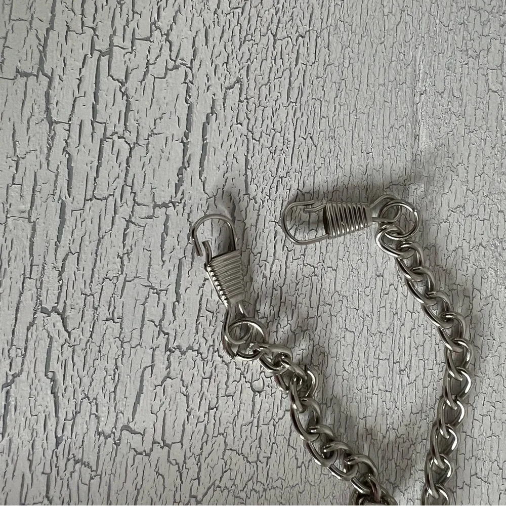 Aqua Silver Clutch w/Removable Crossbody Strap - Picture 8 of 10